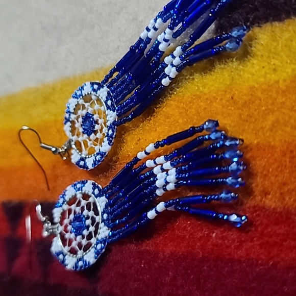 Beautiful beaded earrings! - Picture 2 of 3